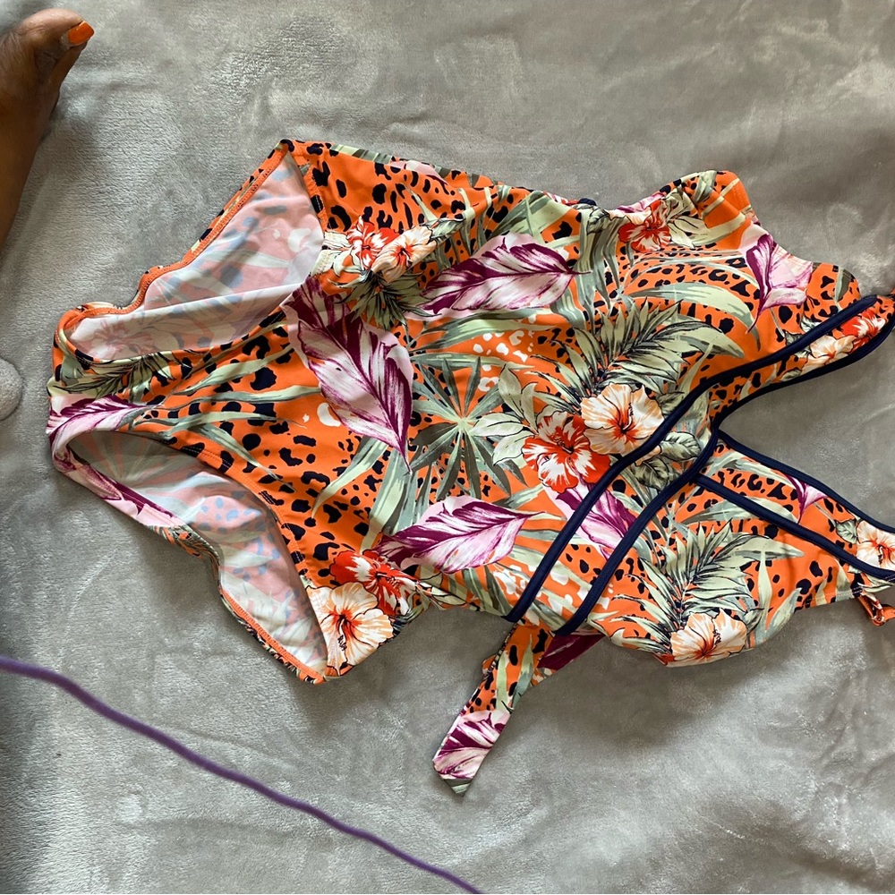 Roaman's 14W Tropical Faux-Wrap 1-Piece Swimsuit - Picture 8 of 8